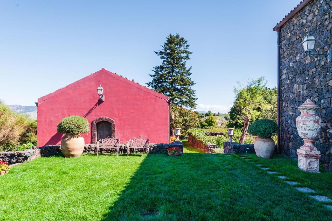 Terrazze Dell'Etna - Country Rooms And Apartments ランダッツォ エクステリア 写真