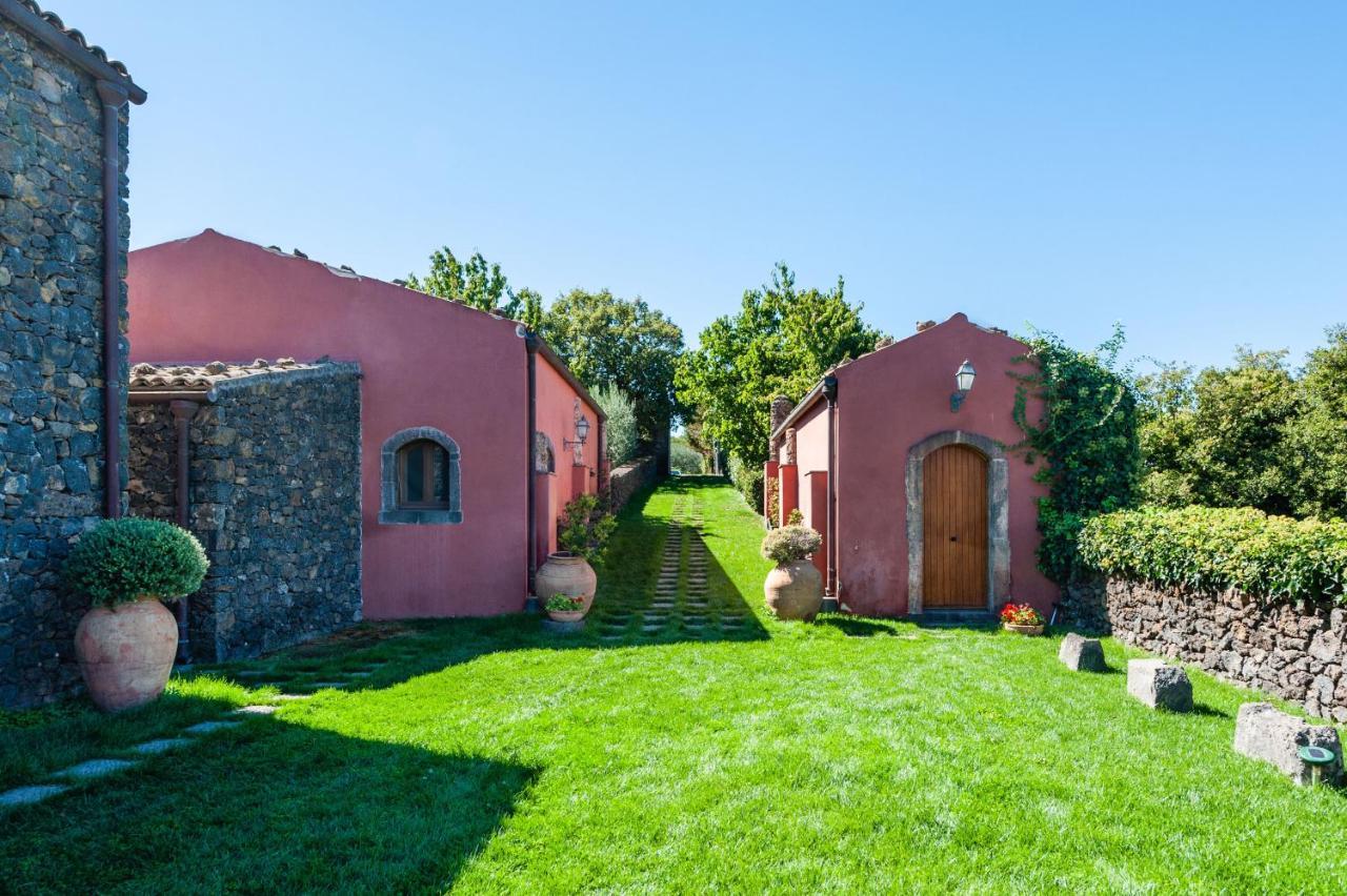Terrazze Dell'Etna - Country Rooms And Apartments ランダッツォ エクステリア 写真