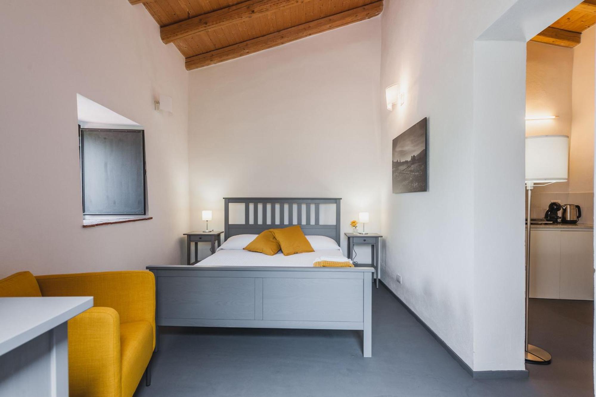 Terrazze Dell'Etna - Country Rooms And Apartments ランダッツォ エクステリア 写真
