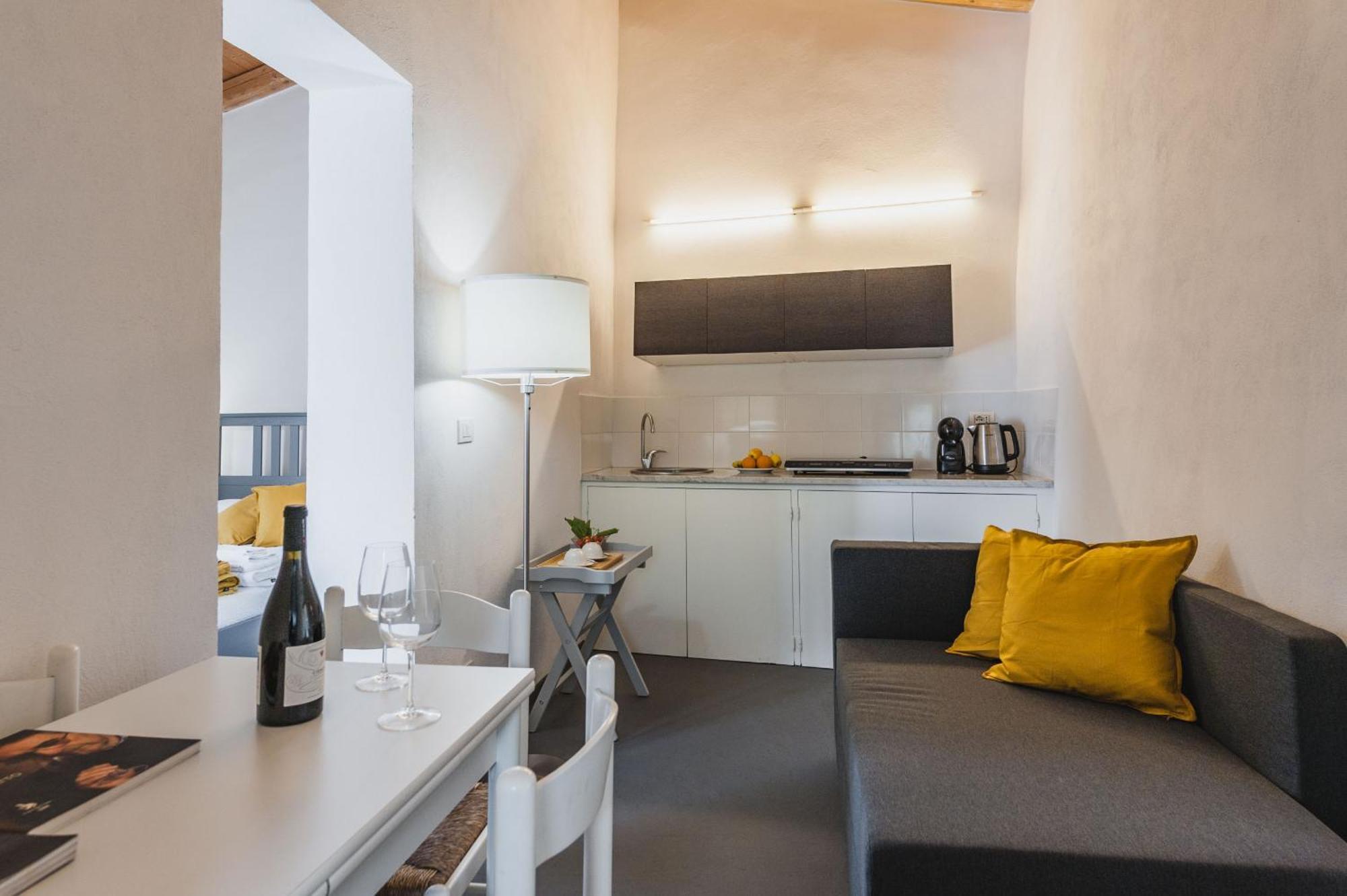 Terrazze Dell'Etna - Country Rooms And Apartments ランダッツォ エクステリア 写真